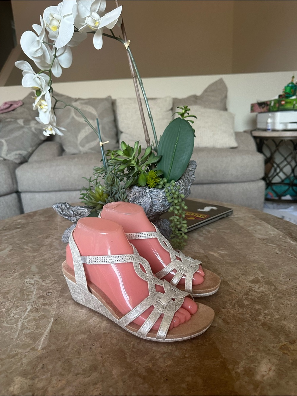 LifeStride womens Monaco Strappy Wedge SandalsSandal size 37